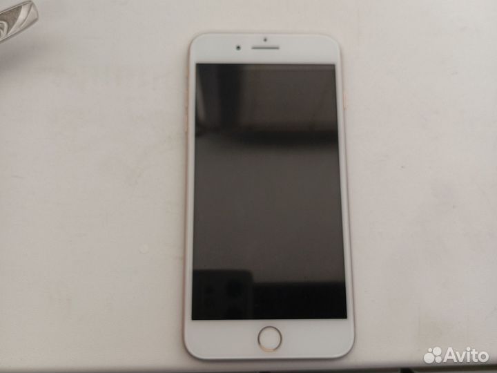 iPhone 8 Plus, 64 ГБ