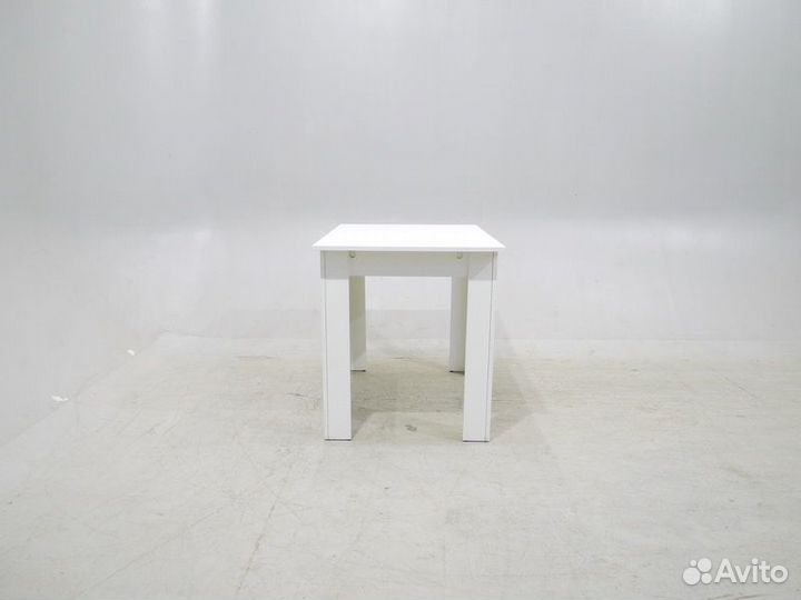 Письменный стол