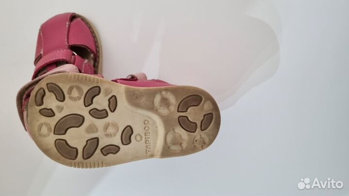 Сандалии для девочки