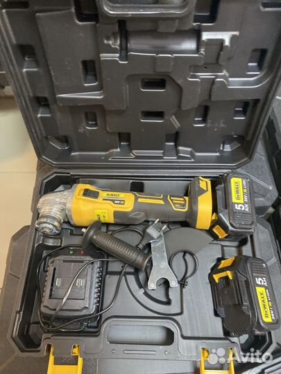 Аккумуляторная болгарка Makita Dewalt