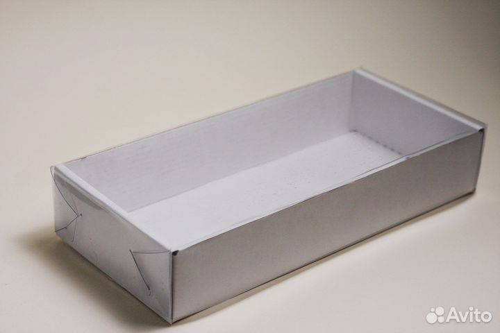 Коробка белая с прозрачной крышкой 24х11х4,5см