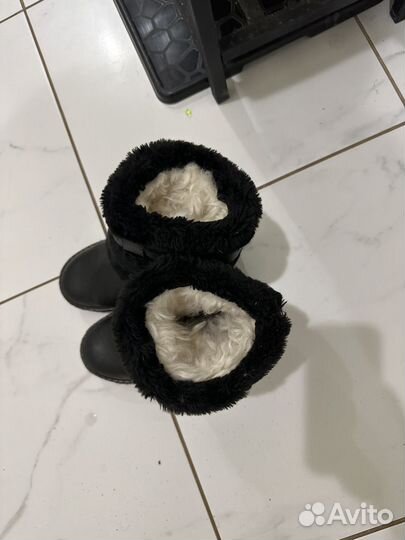 Продам унты