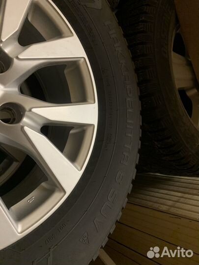 Nokian Tyres Hakkapeliitta 8 285/60 R18