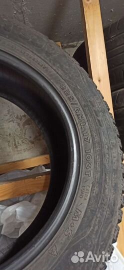 Nokian Tyres Hakkapeliitta 1 225/65 R17