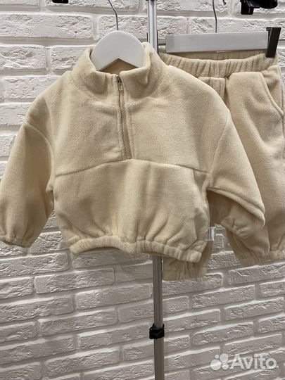 Плюшевый теплый костюмчик для деток