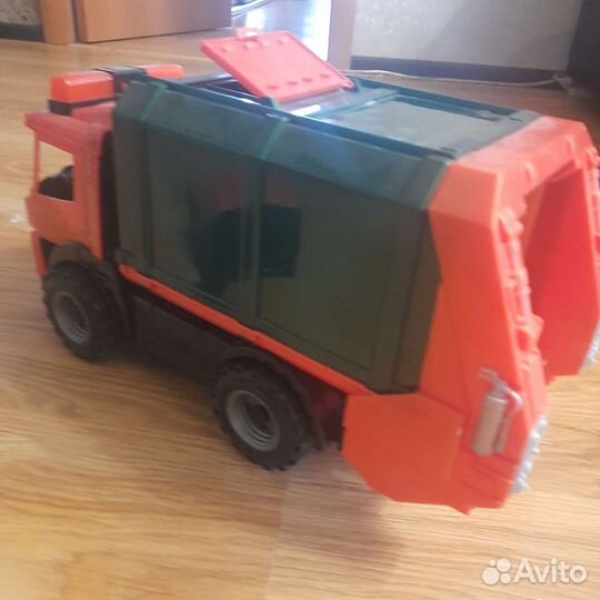 Игрушка машина мусоровоз