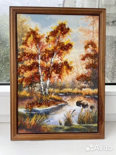 Картина с натуральным янтарем