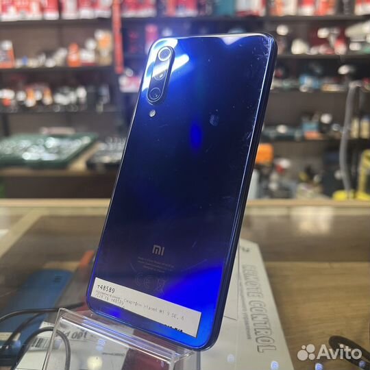 Xiaomi Mi 9 SE, 6/128 ГБ