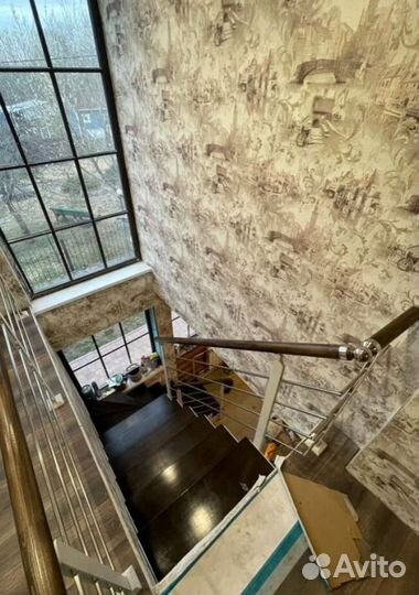 Лестница Г-образная с поворотными ступенями