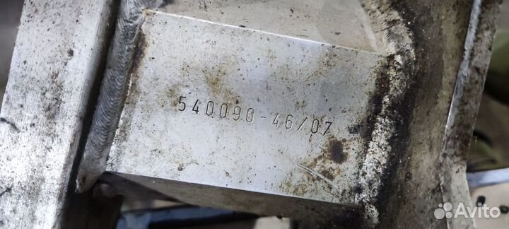 Усилитель переднего бампера Citroen c4