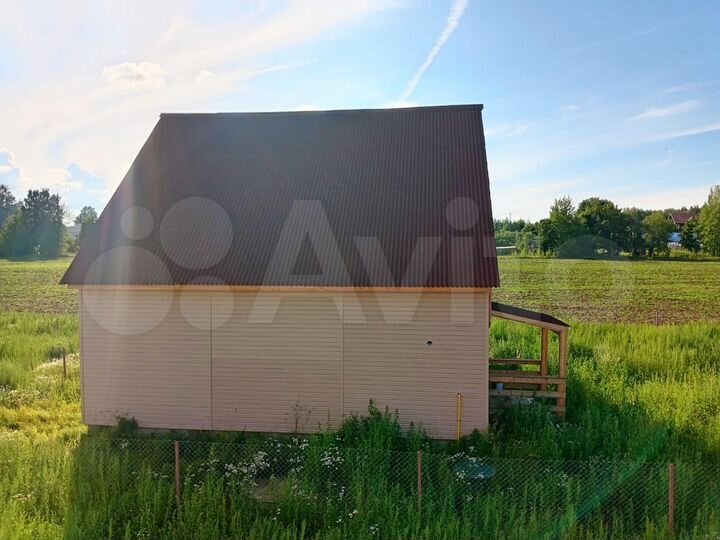 Коттедж 143 м² на участке 4,3 сот.