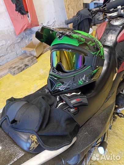 Шлем кросс-эндуро, размер S (новый)