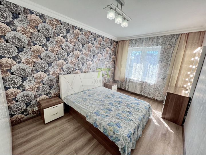 2-к. квартира, 55 м², 8/14 эт.