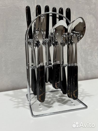 Столовые приборы