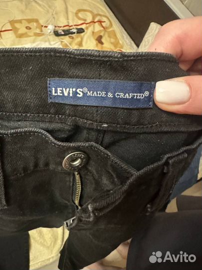 Джинсы levis