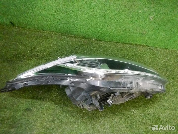 Фара правая Kia Ceed