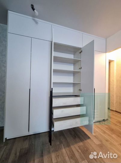 Шкаф для одежды