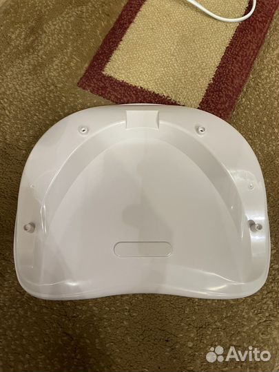 Лампа для ногтей