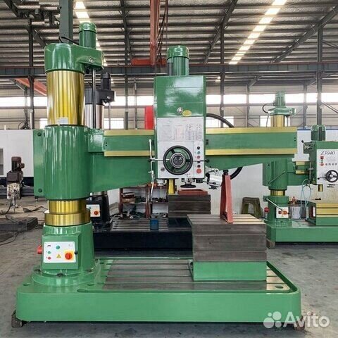 Сверлильный станок с обучением