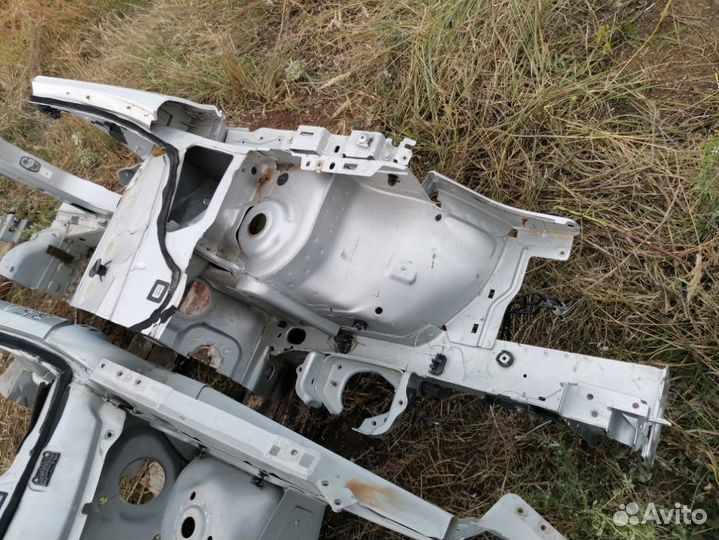 Лонжерон передний левый Peugeot 308 1.6 EP6 2009