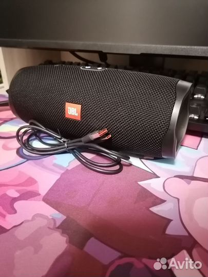 Колонка jbl charge 4