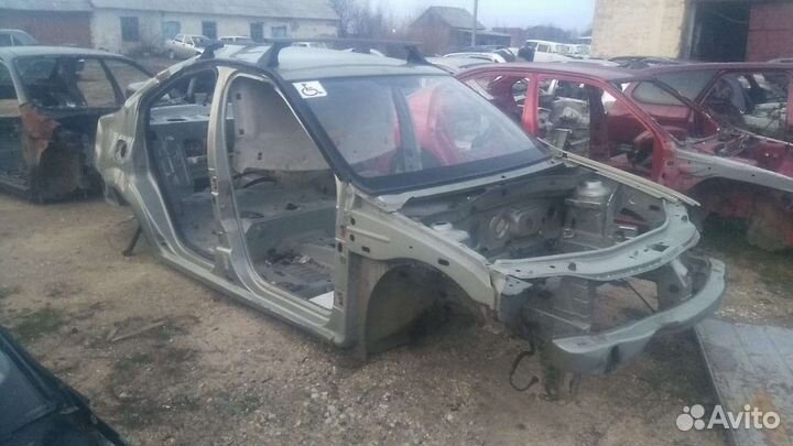 Кузов по частям Рено Логан