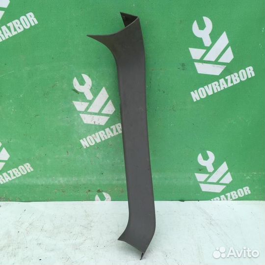 Обшивка двери багажника Субару Форестер 10