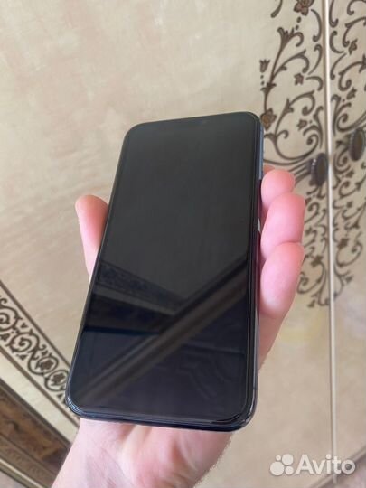 iPhone 11 Pro, 64 ГБ