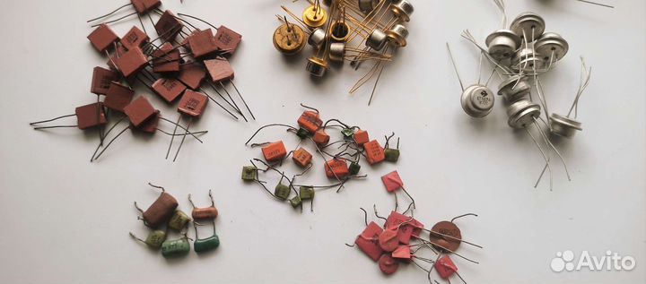 Радиодетали СССР транзисторы разные