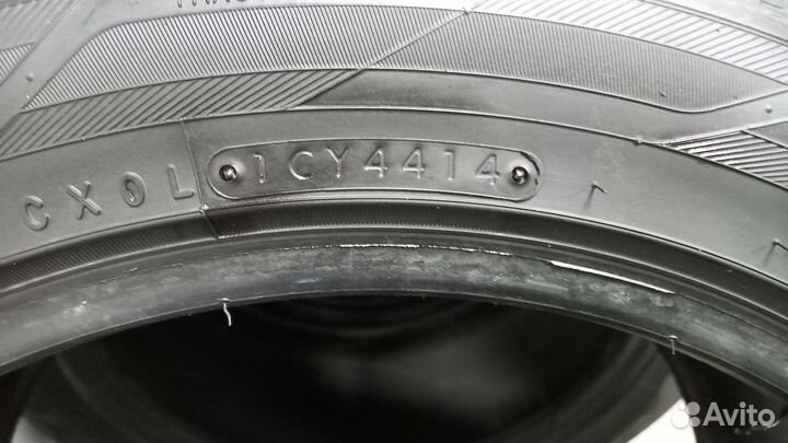 Toyo Proxes CF2 235/45 R17 94V