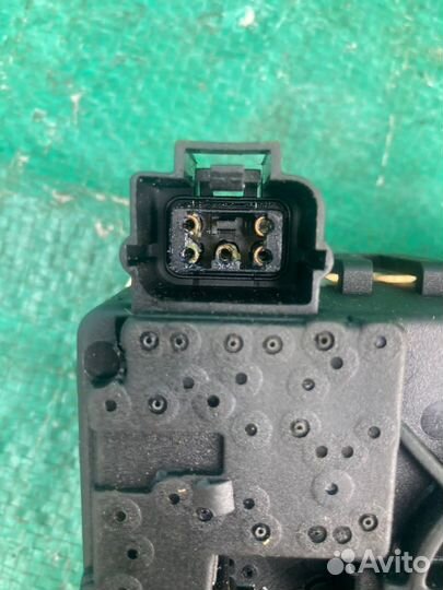 Замок багажника для Ford Mondeo III 2001 г