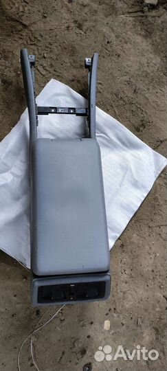 Центральная консоль W210