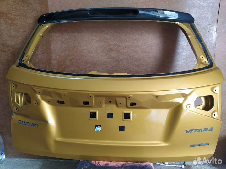 Задняя дверь Suzuki Vitara 2020 г