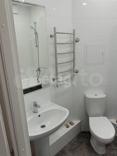 2-к. квартира, 67,3 м², 8/9 эт.