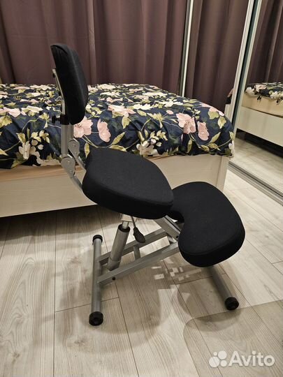 Коленный стул smartstool