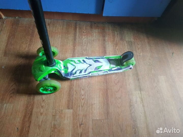 Самокат детский трехколесный