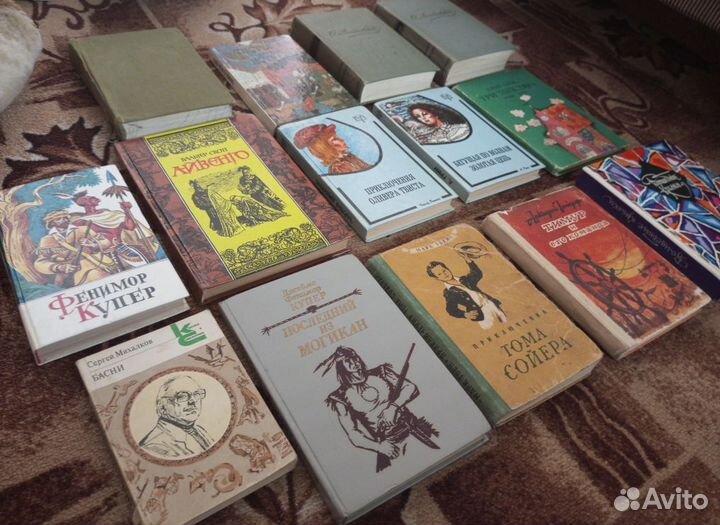 Книги(художественная литература)учебники,пособия