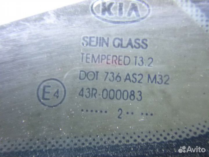 Стекло кузовное глухое левое KIA ceed II 2012-2018