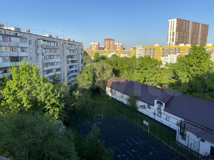 2-к. квартира, 47 м², 8/9 эт.