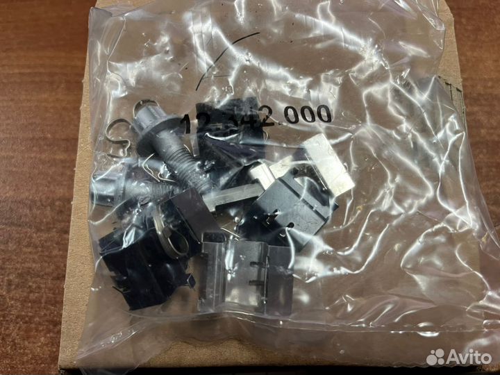 Тормозные колодки задние Peugeot-Citroen