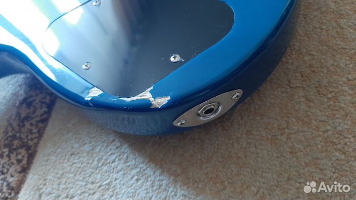 Бас гитара 4 струн