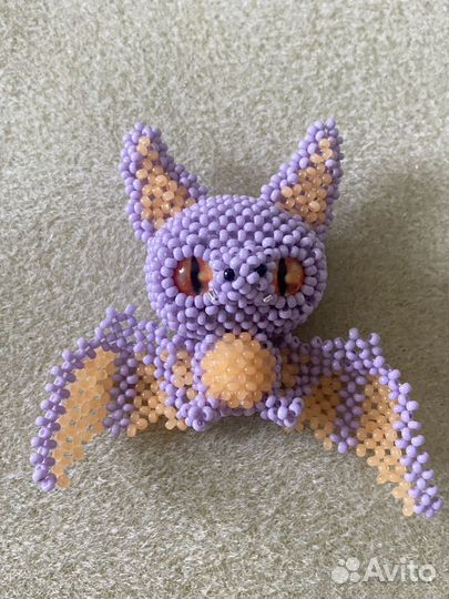 Летучая мышь из бисера / амигуруми