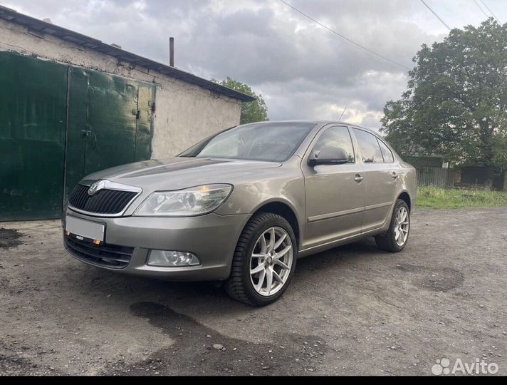 Skoda Octavia 1.8 AMT, 2010, 270 000 км