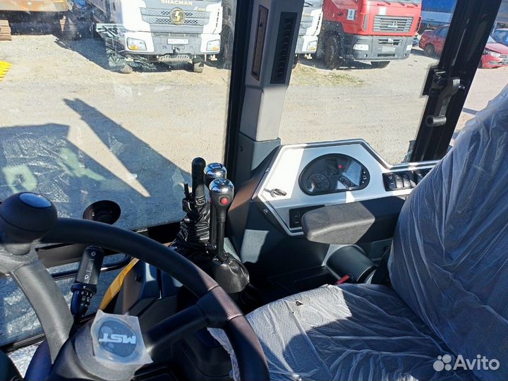 Экскаватор-погрузчик MST 544 S, 2023