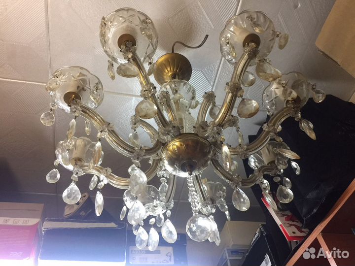 Люстра и две бра