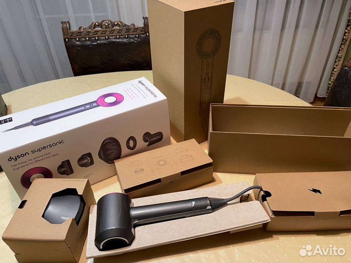 Dyson supersonic HD08