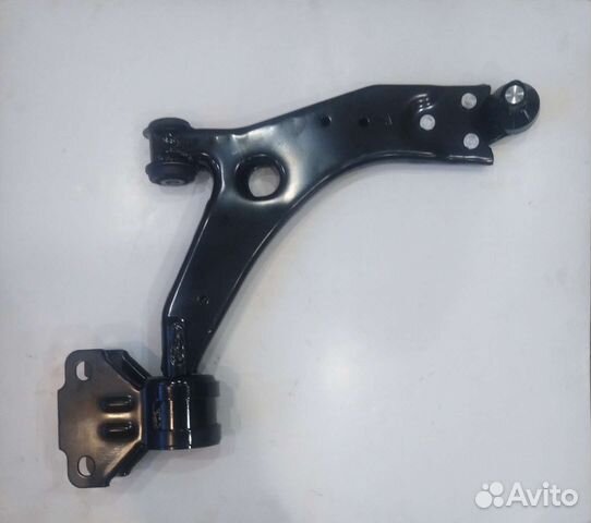 Форд Фокус 3 рычаг передний правый