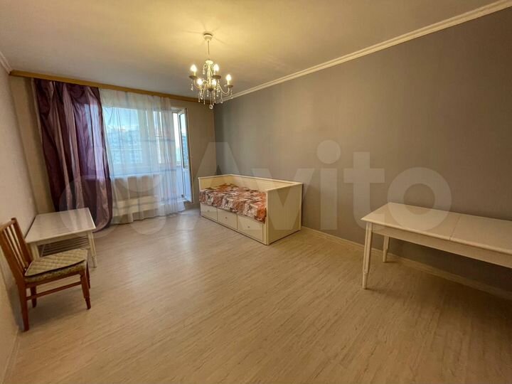 2-к. квартира, 51 м², 13/17 эт.