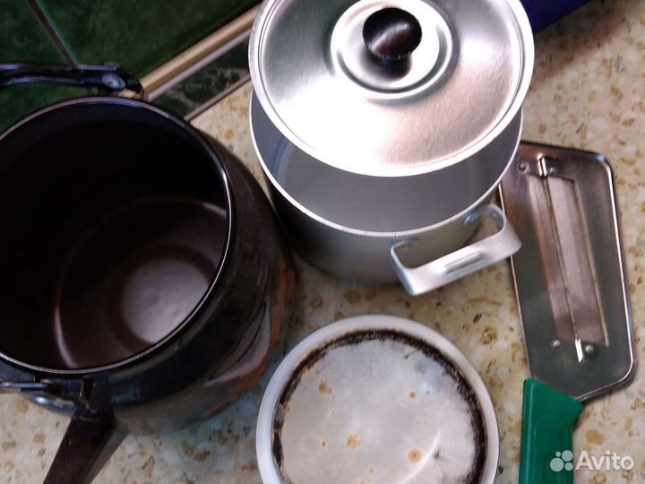 Чайник, кастрюля алюм.,сечка для капусты