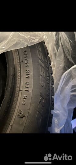 Pirelli Ice Zero 225/55 R17